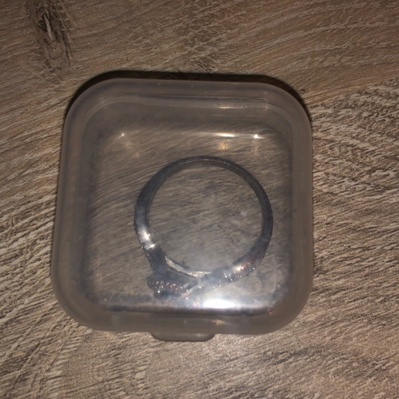 ✨ Beautiful Ring ✨ - Picture 3 of 8